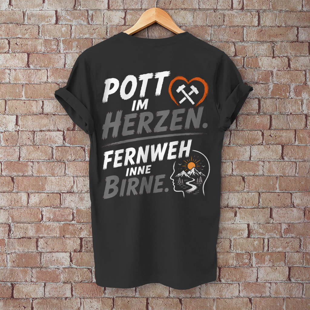 POTT IM HERZEN. FERNWEH INNE BIRNE Camping T-Shirt - Herren T-Shirt, POTTFREI