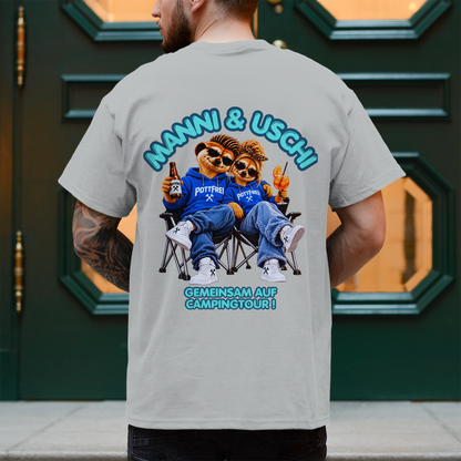 MANNI & USCHI – GEMEINSAM AUF CAMPINGTOUR! - T-Shirt-Herren