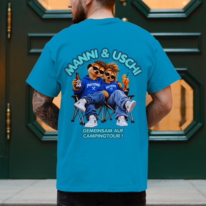 MANNI & USCHI – GEMEINSAM AUF CAMPINGTOUR! - T-Shirt-Herren