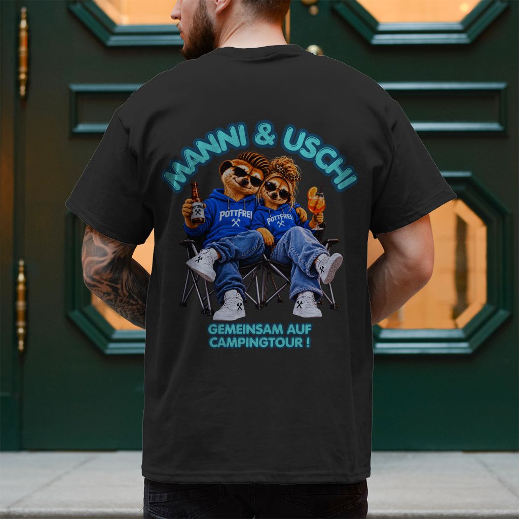 MANNI & USCHI – GEMEINSAM AUF CAMPINGTOUR! - T-Shirt-Herren