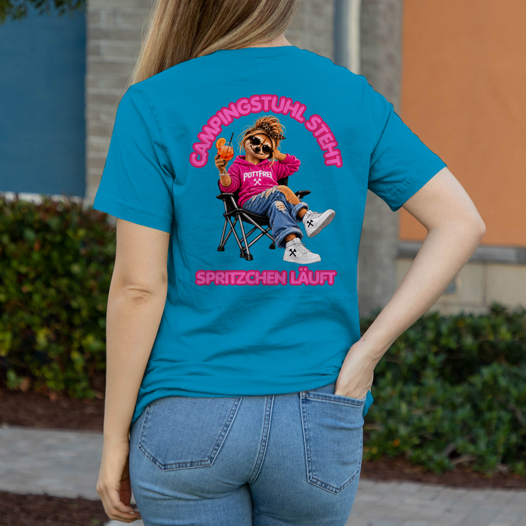 CAMPINGSTUHL STEHT - SPRITZCHEN LÄUFT  - Damen T-Shirt POTTFREI